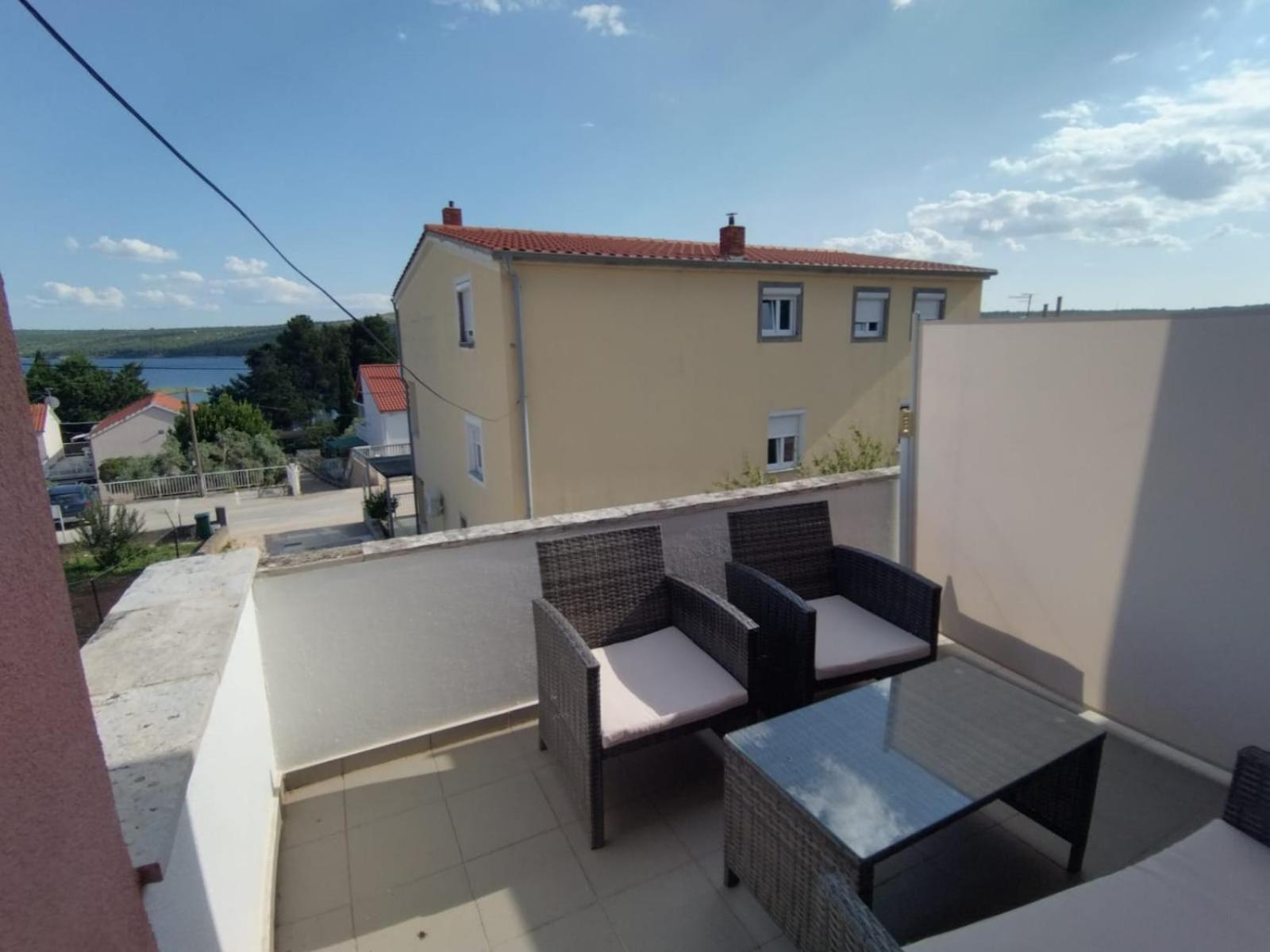 Apartments Vuk Posedarje Εξωτερικό φωτογραφία