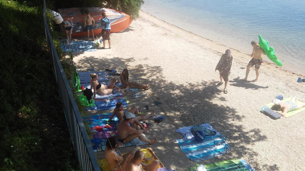 Apartments Vuk Posedarje Εξωτερικό φωτογραφία