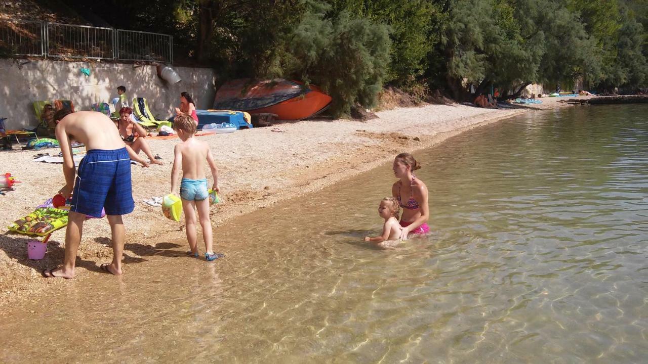 Apartments Vuk Posedarje Εξωτερικό φωτογραφία
