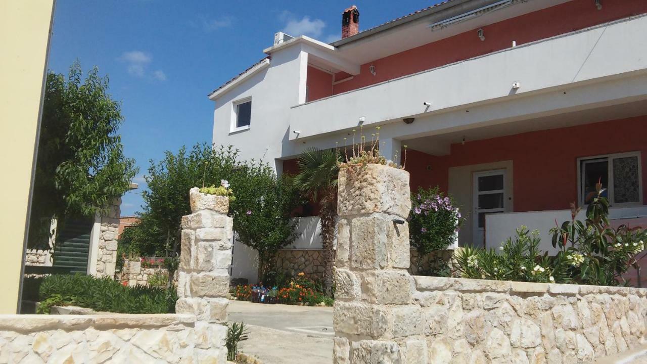 Apartments Vuk Posedarje Εξωτερικό φωτογραφία